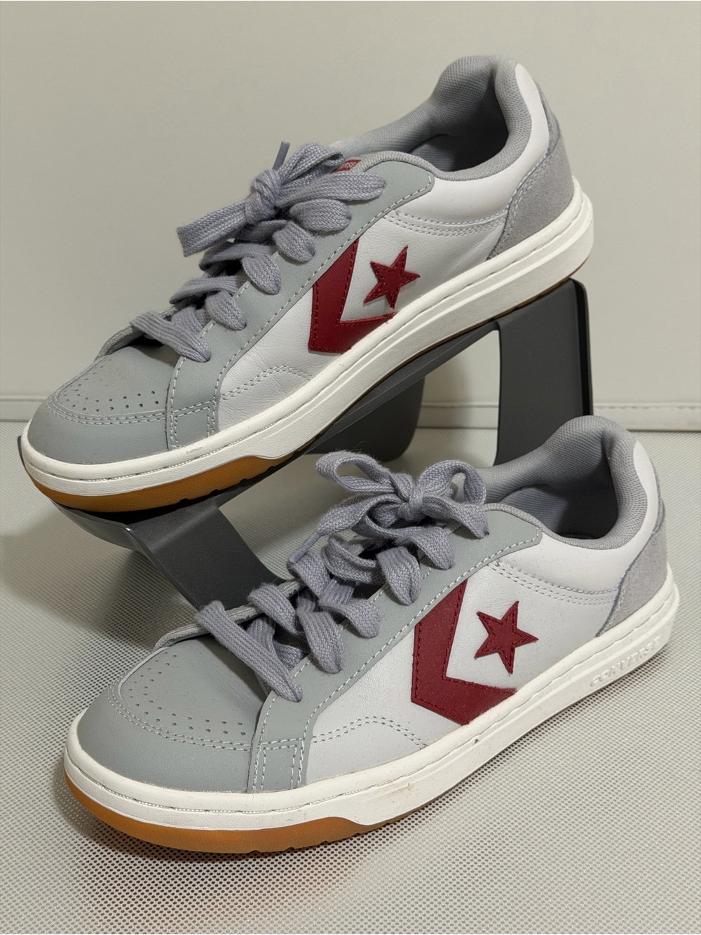 Converse Low-Top Sneakers in Gray, White and Red